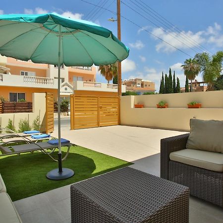Star House Villa Paphos Ruang foto